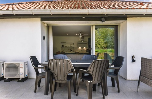 Saint-Martin-de-Hinx Apartment | La Campagne - Bel appartement avec terrasse