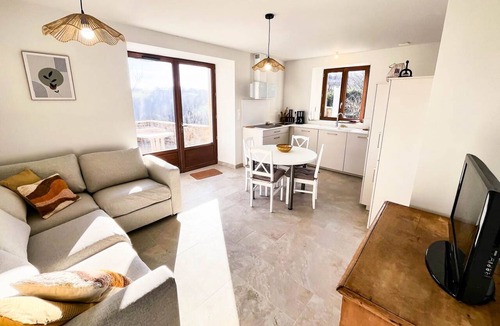 Grezes Villa | La Closerie - Five Bedroom Villa, Sleeps 8