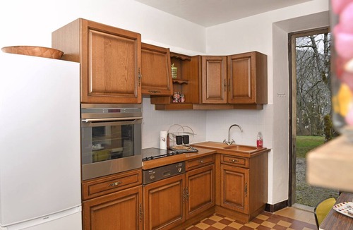 Cessenaz Apartment | La Grange de Jean - 3 bedrooms with garden 300m from Lake Annecy