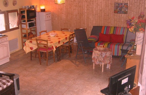 Grust House | La Grange du Riou, superb scenery, pastoral setting at 1680 metres