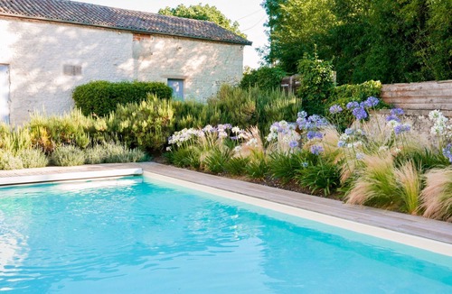 Loubezs-Bernac Villa | La Maison Des Moines
