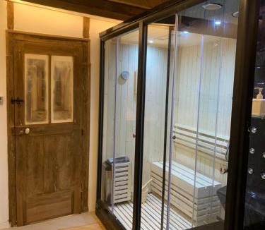 Croze House | La Maison du Bonheur & Spa