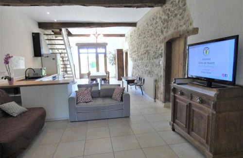 Saint-Lon-les-Mines House | La maison du becq