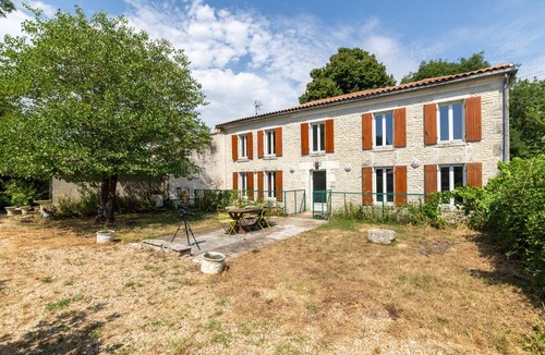 La Brousse House | La Maison du Tonnelier - Beau jardin avec piscine