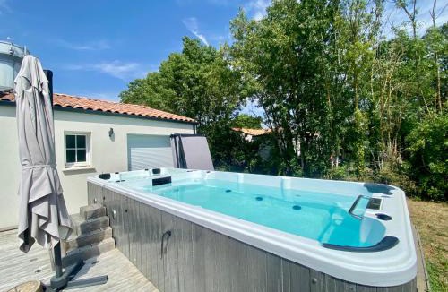 Saint-Sauveur-d'Aunis House | La Maison Moderne - 6 pers - SPA - Piscine