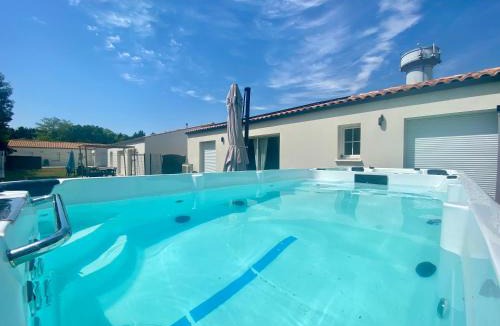 Saint-Sauveur-d'Aunis House | La Maison Moderne - 6 pers - SPA - Piscine
