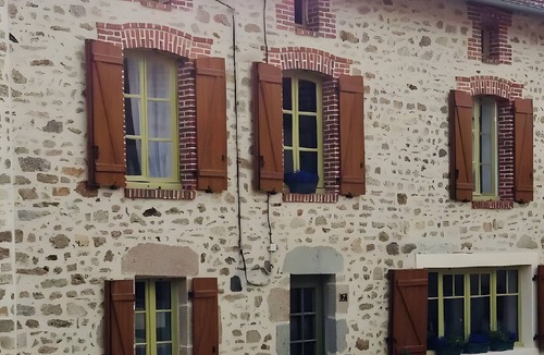 Folles House | La Parenthèse – Family Gite for 8 in the Heart of Limousin
