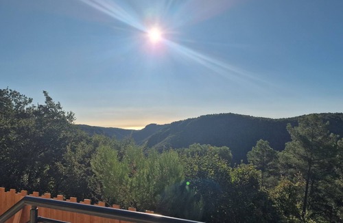 Tourrettes-sur-Loup Villa | La patchoulie Beautiful family villa with sea view, swimming pool and jacuzzi