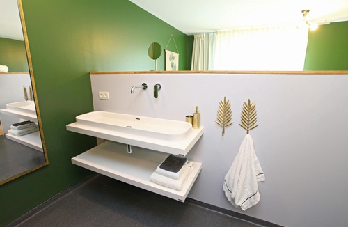 Saint-Cricq-Chalosse Hotel | La Petite Couronne, Ecolodge & Lofts