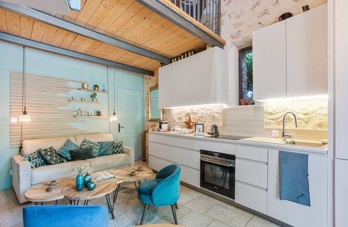 Le Tignet House | La Petite Maison D'emmanuelle