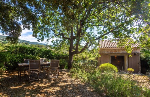 Le Tignet House | La Petite Maison D'emmanuelle