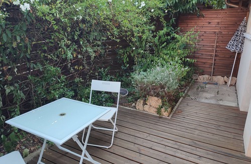 Floirac House | La Terrasse de la Caussade