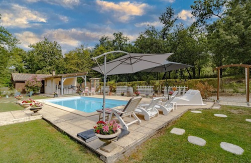 Pomport House | La Villa du Mas des Chênes avec piscine : l'art de vivre en Périgord