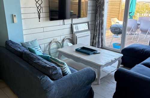 Barbatre House | La voile Bleue - A stopover with your feet in the water