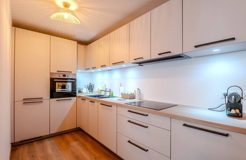 Evian-les-Bains Apartment | La Yaute - Bel appt rénové à 2 pas du lac Léman