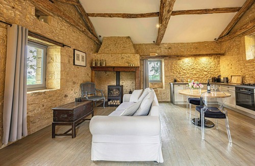 Sainte Croix de Beaumont House | Large 16th century farm estate in Dordogne