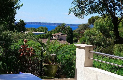 Les Issambres Apartment | Large 2-room apartment 55m²:air-conditioned room, sea view, Nature, 5min walk to the beach