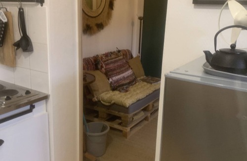Neris-les-Bains Apartment | Large atypical studio ideal for curists 200 m from the neriades thermal baths and spa