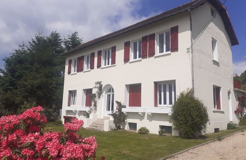 Bussiere-Galant House | Large Family Friendly Home in Rural France with Pool and Outdoor Kitchen