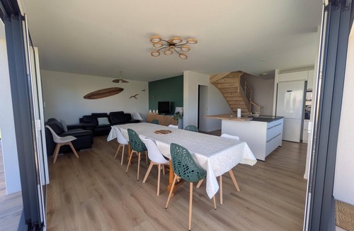 Guilvinec Villa | Large modern house with a large garden, 5 bedrooms