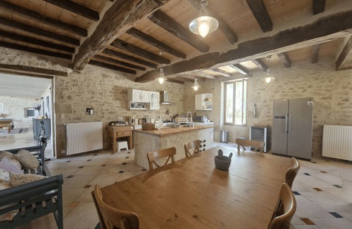 Cours-de-Monsegur House | Large private house with swimming pool-15 pers,park, billiards, children's games