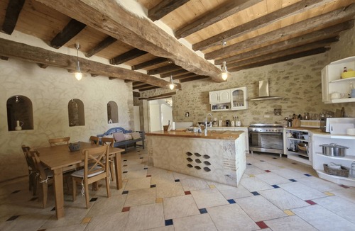 Cours-de-Monsegur House | Large private house with swimming pool-15 pers,park, billiards, children's games