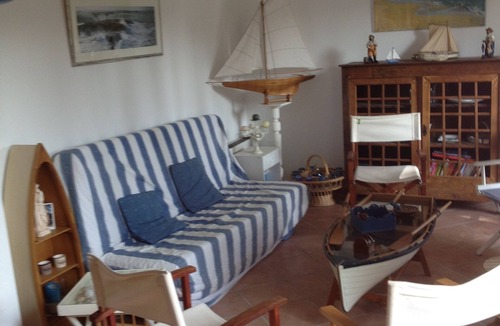 Le Cormier Villa | Large seaside family villa with outdoor pool and enclosed garden