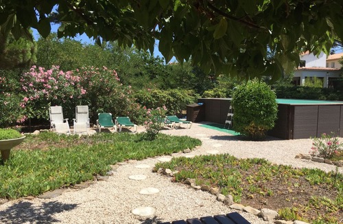 Hyeres Villa | Large villa in front of the Porquerolles islands