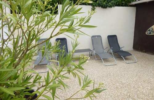 Arvert Villa | Large villa near shops and beaches. 2 air-conditioned bedrooms upstairs.