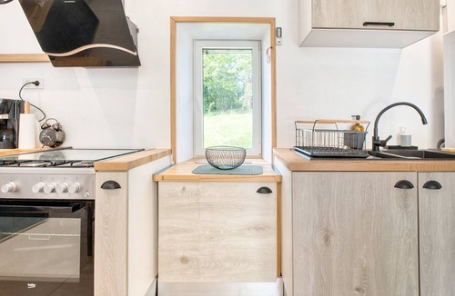 Plaisance House | Le Buffet de la Gare: Air-Conditioned Cottage in the Heart of Périgord Pourpre