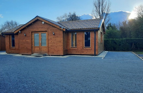 Jau-Dignac-et-Loirac Ski Chalet | LE CHALET MÉDOCAIN CLASSED 3🌟