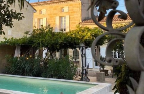 Vignonet House | "Le clos d'Emilion" Charming renovated gîte near Saint Emilion