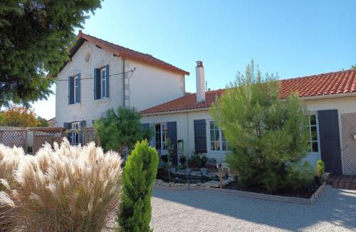 Pons Bed & Breakfast | Le Clos des Passiflores