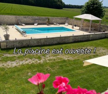 Saint-Palais-du-Ne Bed & Breakfast | Le clos des vignes