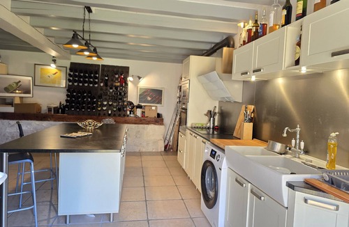 Criteuil-la-Magdeleine House | Le Clos des Vignes: the perfect place for a holiday with family or friends in Charente, featuring a swimming pool and private play areas
