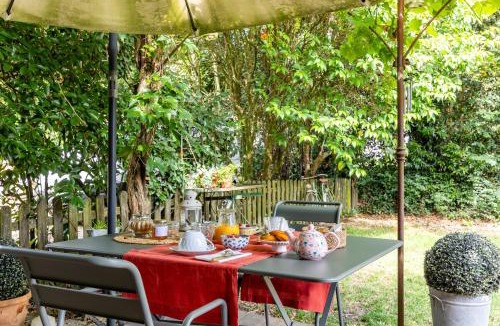 Saint-Sulpice-et-Cameyrac Bed & Breakfast | Le Clos Du Gorion - Chambre d'Hôte