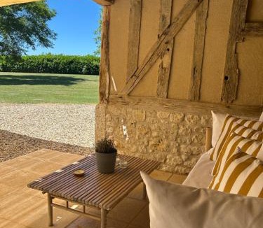 Moustier House | Le Grand Chene