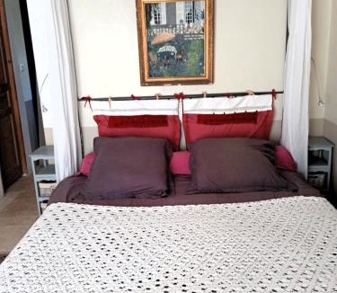 Saint-Eutrope-de-Born Bed & Breakfast | Le Jardin d'Anna