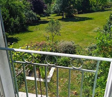 Saint-Eutrope-de-Born Bed & Breakfast | Le Jardin d'Anna