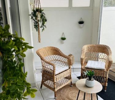Souche Apartment | Le Liseo - Terrasse, véranda au cœur du centre ville