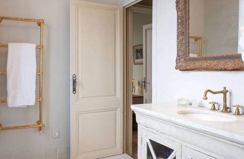 Saussignac Apartment | Le Pavillon D’Or - Two Bedroom Apartment, Sleeps 4
