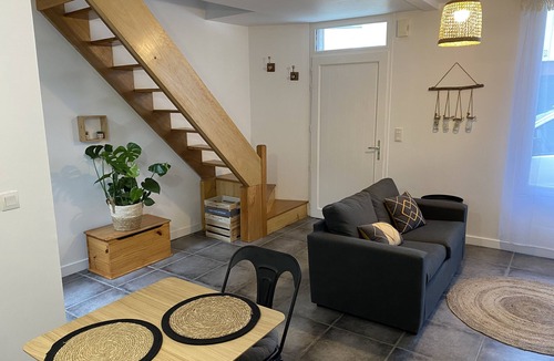 Marans Apartment | LE PIGEONIER DU DAUPHIN town house near La Rochelle