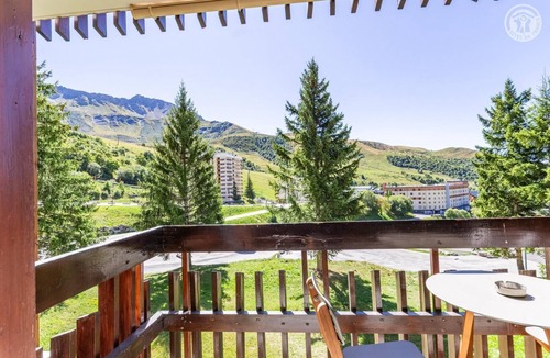 Montgellafrey House | LE ROC ROUGE N°206 - SAINT FRANCOIS LONGCHAMP