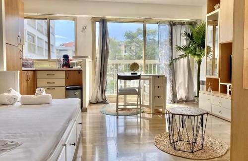 Menton Apartment | Le studio de garavan, au calme