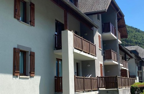 Arreau Apartment | Les Balcons de La Neste - Appt 1 à 6 personnes (Balcon et vue montagne)