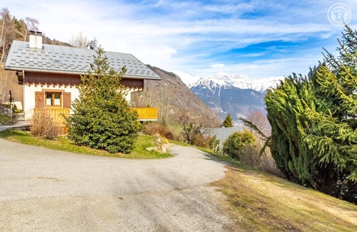 Jarrier House | LES CHARMILLES - JARRIER