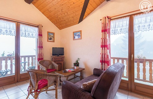 Montaimont House | LES Diablotins - St-francois-longchamp