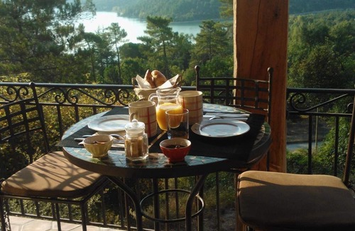 Montauroux Bed & Breakfast | Les Gites du Lac - Chambre d'hotes
