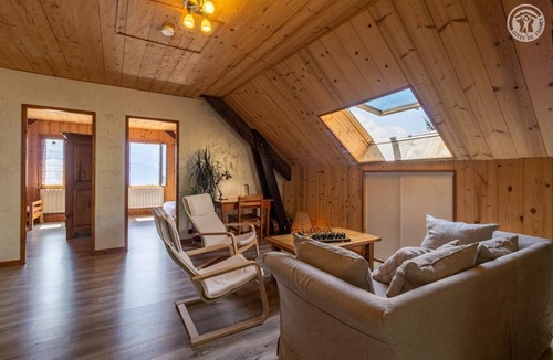 Jarrier House | LES IRIS - JARRIER - Gîte