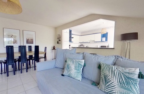 Basse-Goulaine House | Les Jardins de la Muse/BnB maison d'hôte, piscine couverte et spa